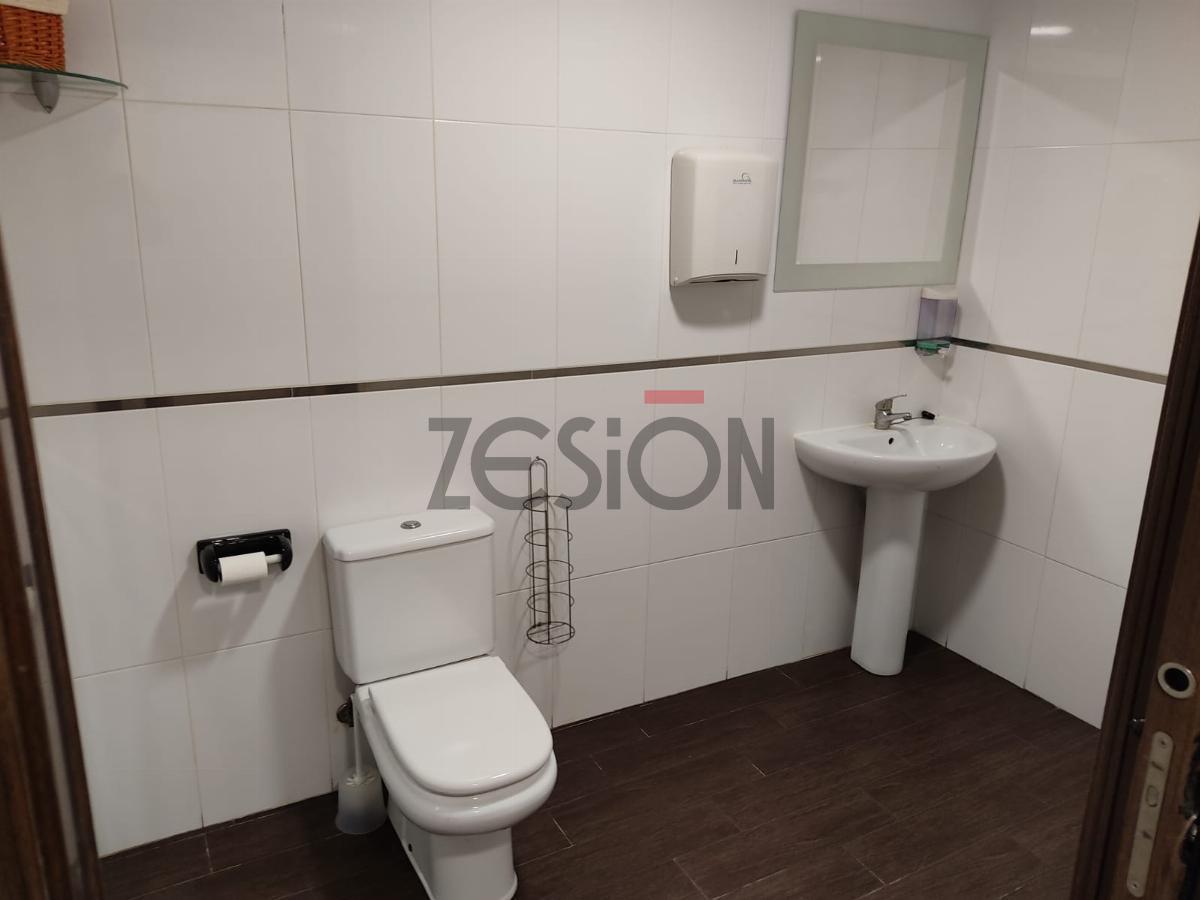 For rent of commercial in L´Eliana