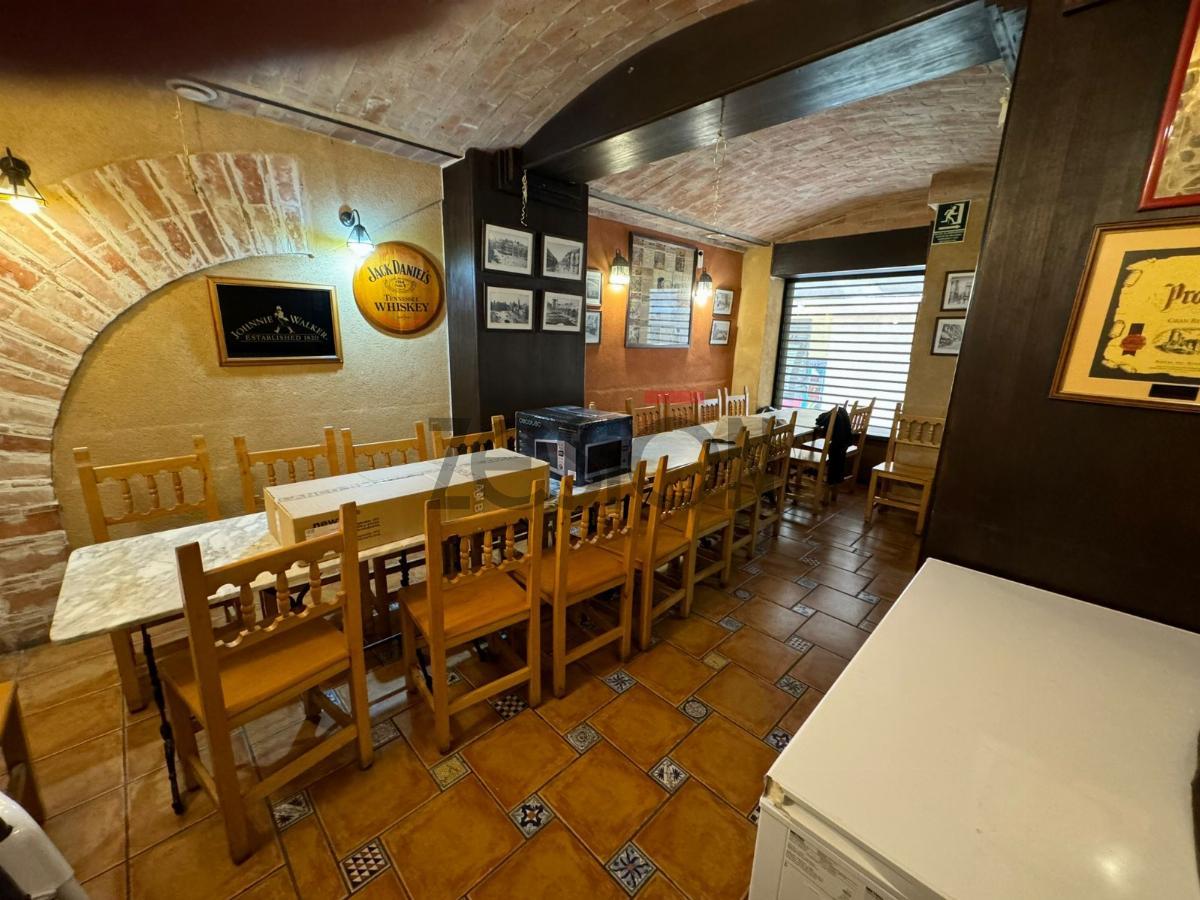 For share of commercial in Valencia
