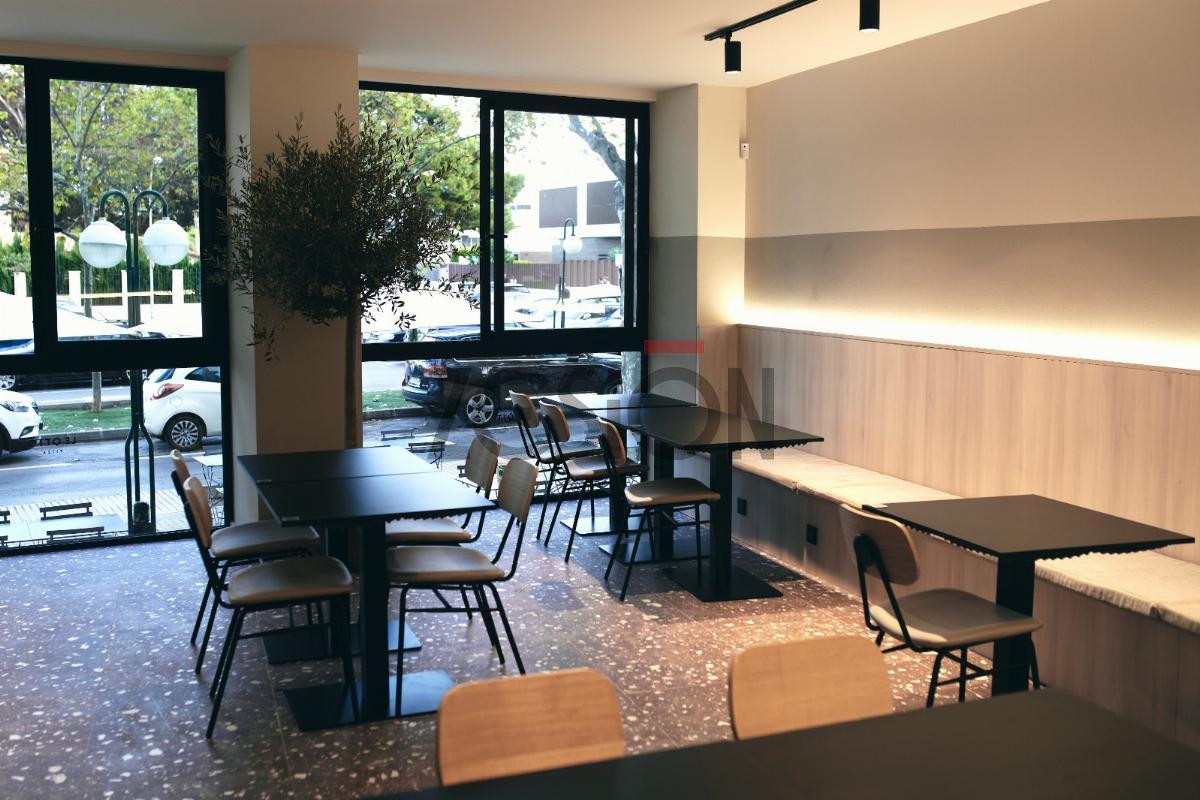 For share of commercial in Benicasim