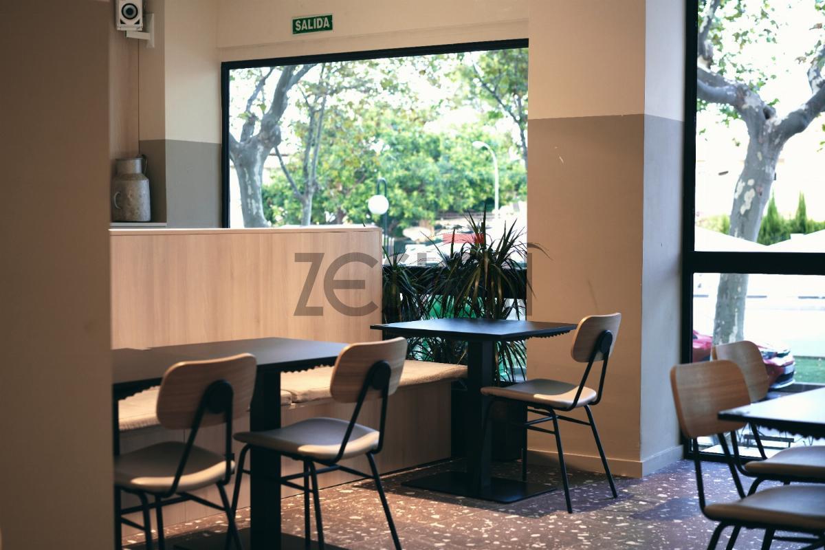 For share of commercial in Benicasim