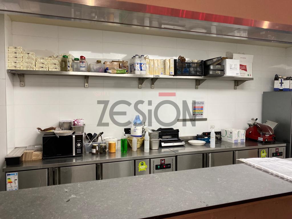 For share of commercial in Benicasim