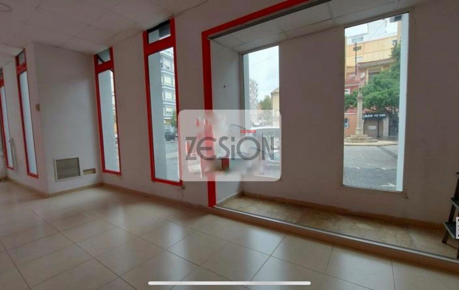 For rent of commercial in Valencia
