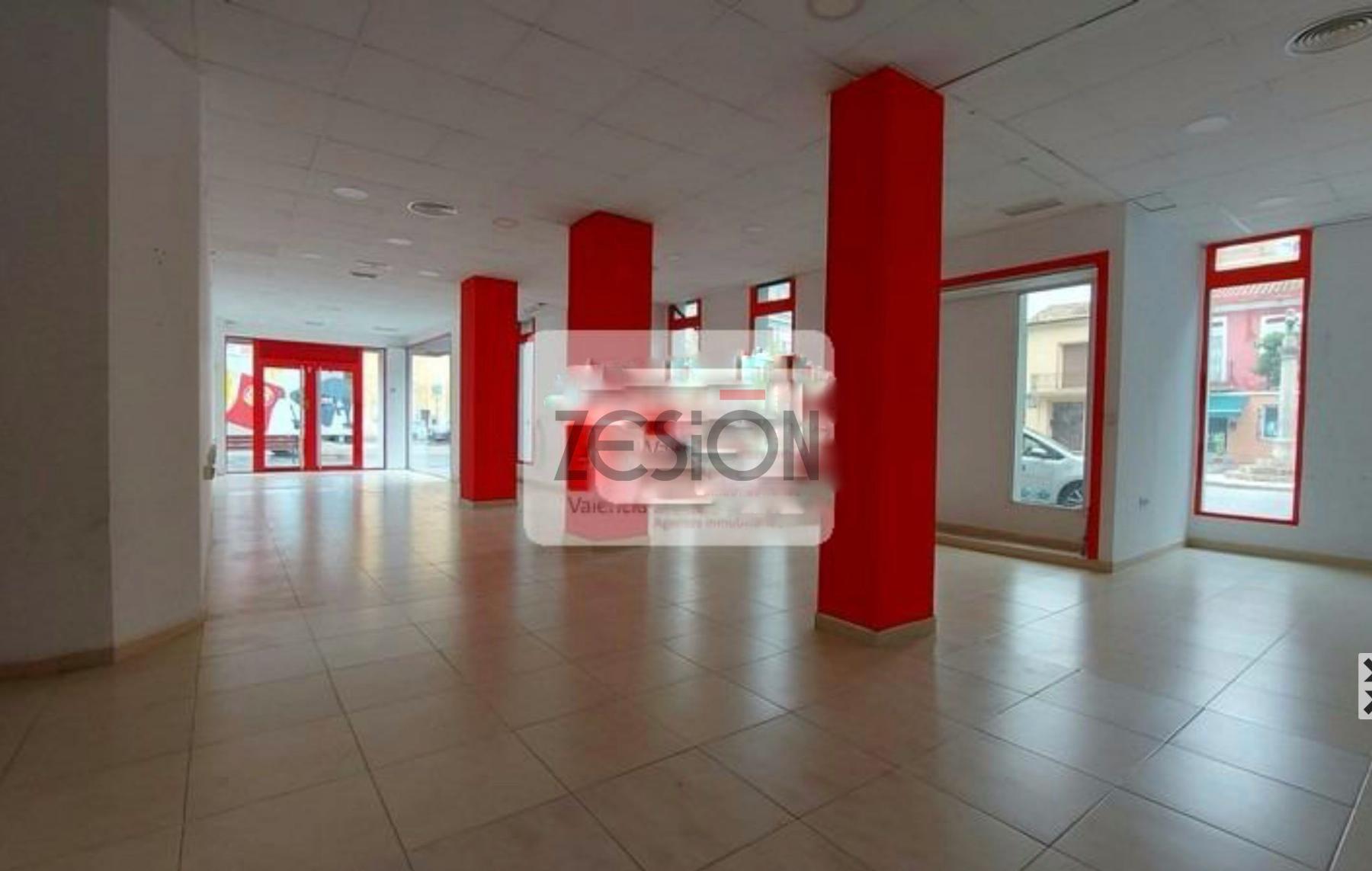 For rent of commercial in Valencia