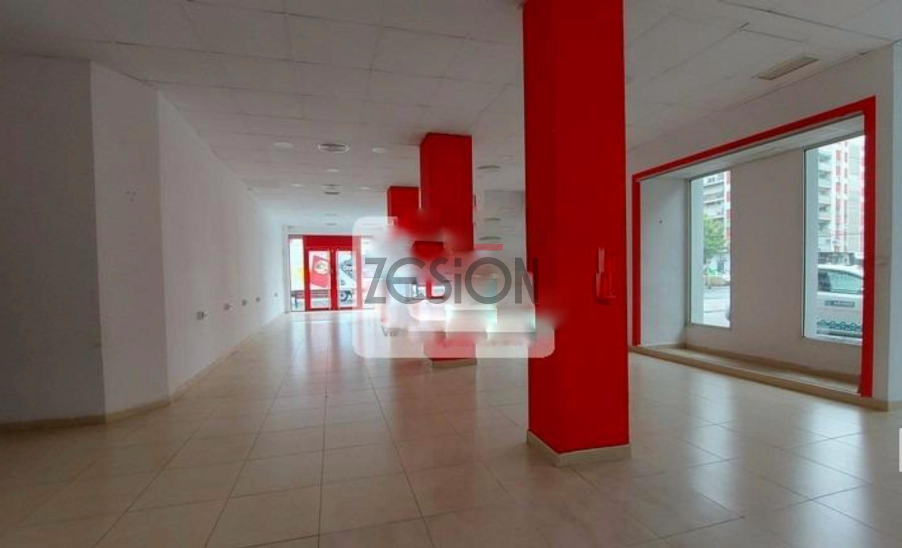 For rent of commercial in Valencia
