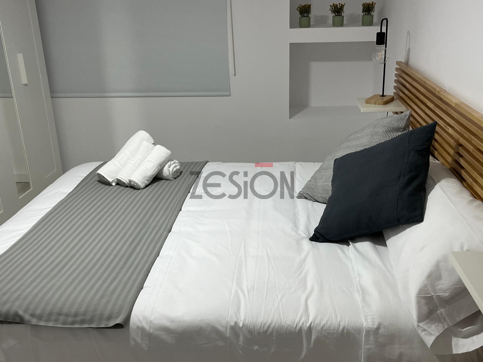 For share of apartment in Valencia