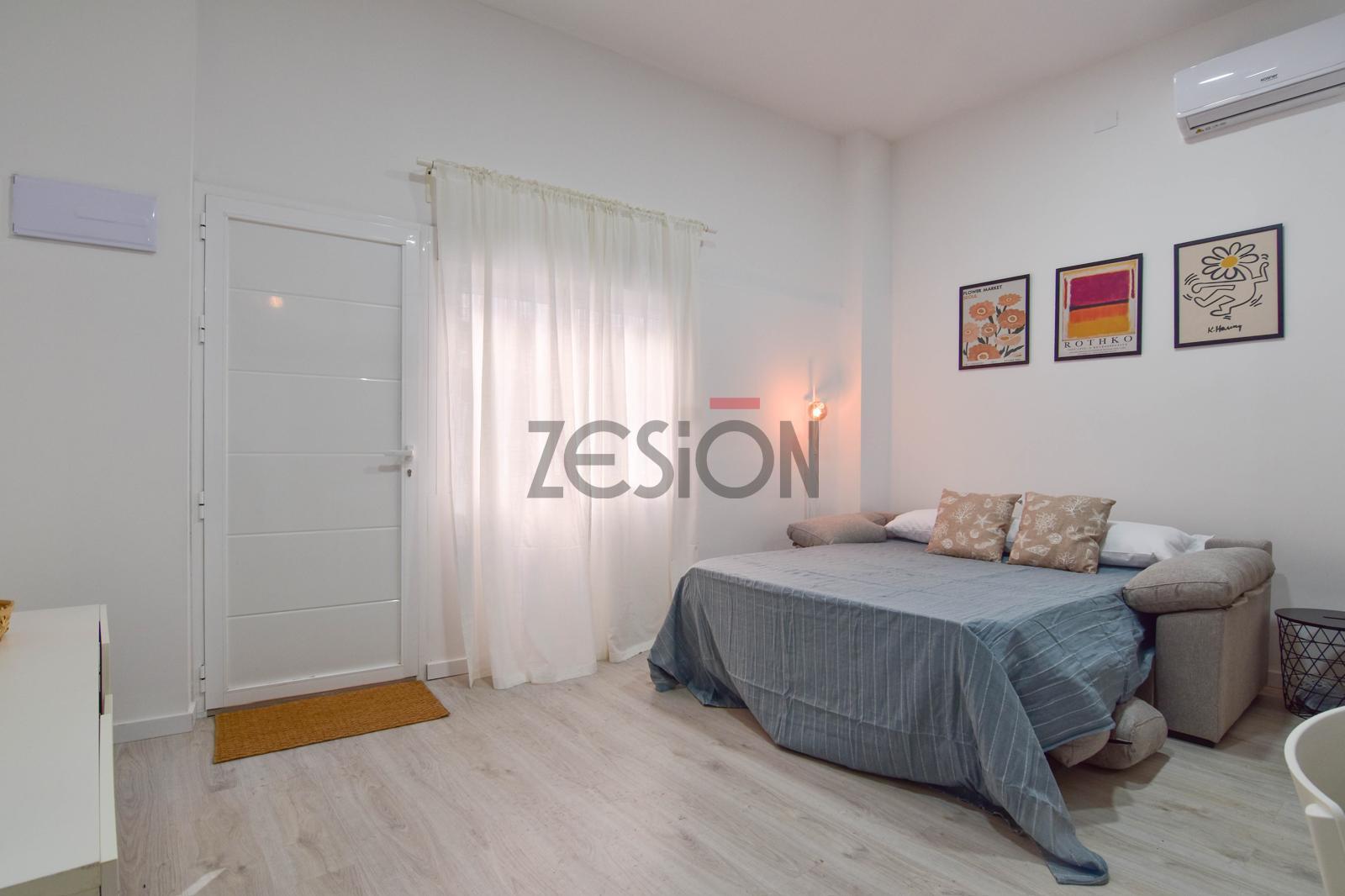 For share of apartment in Valencia