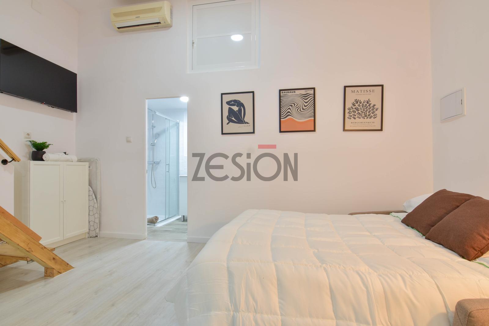 For share of apartment in Valencia