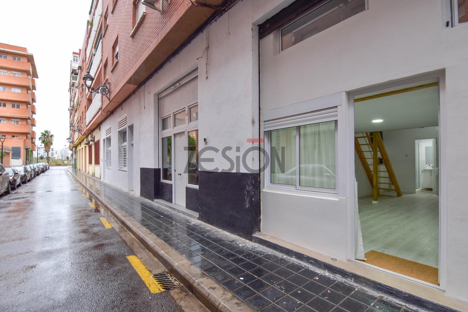 For share of apartment in Valencia