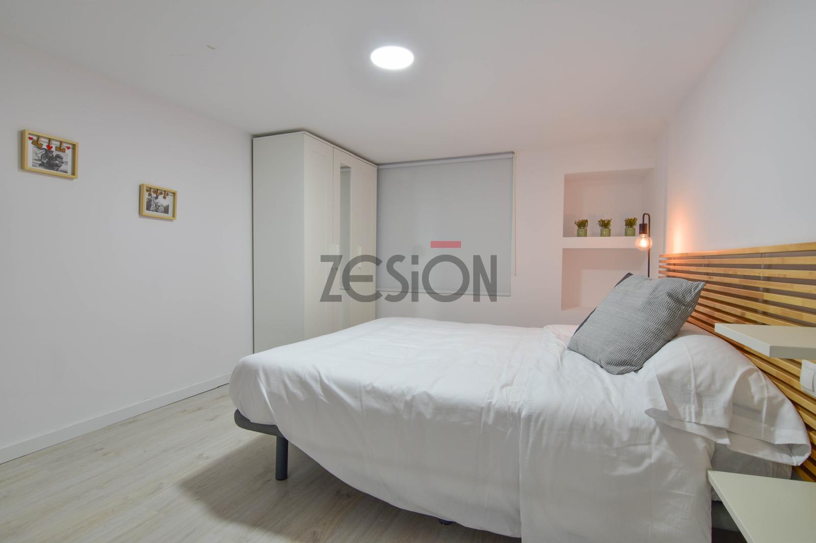 For share of apartment in Valencia