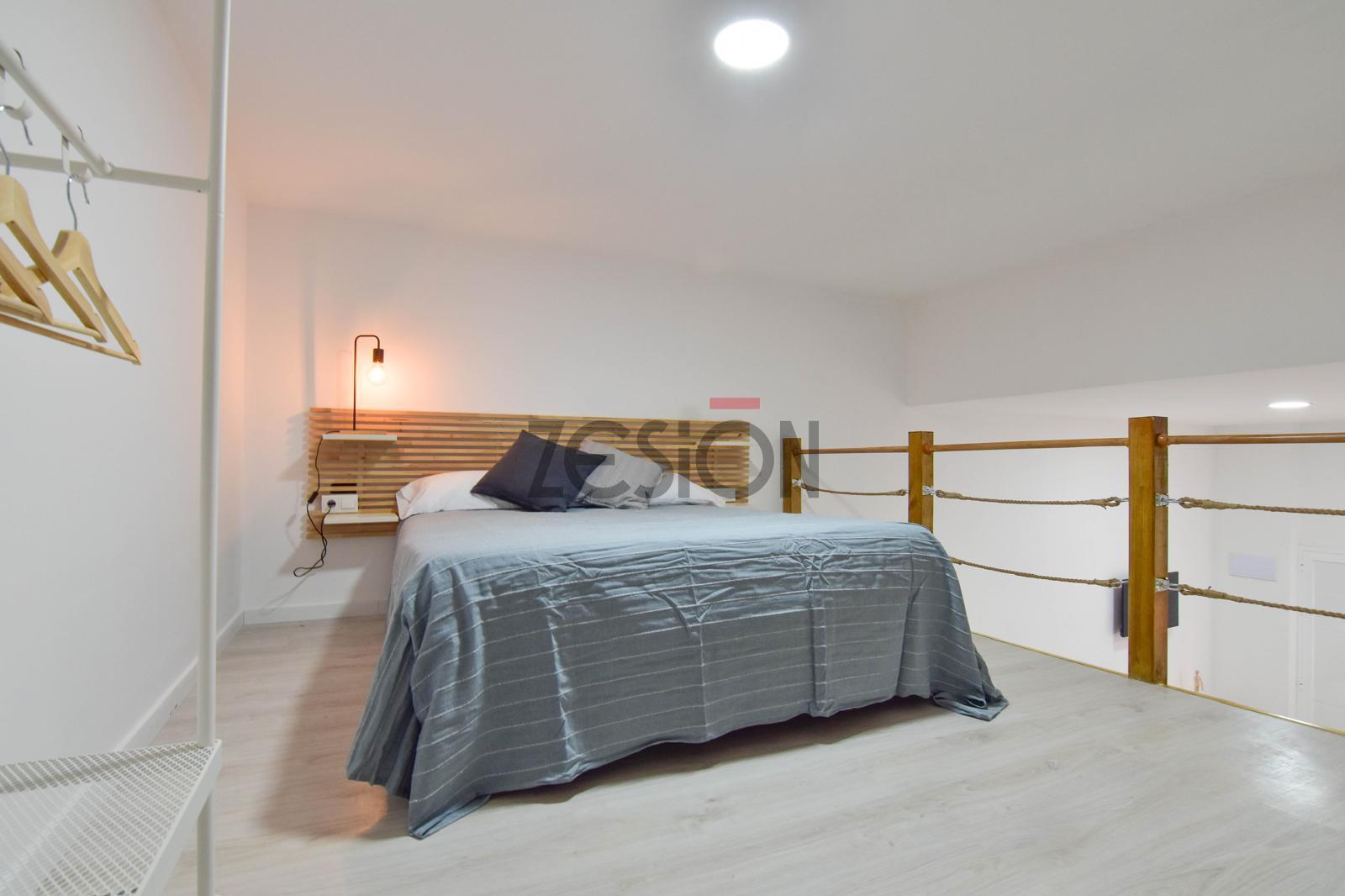 For share of apartment in Valencia
