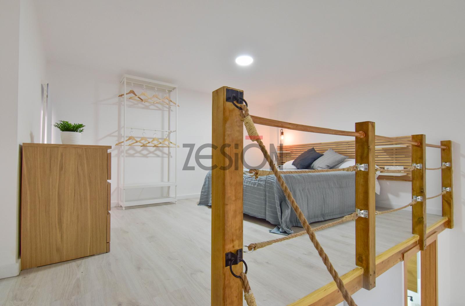 For share of apartment in Valencia