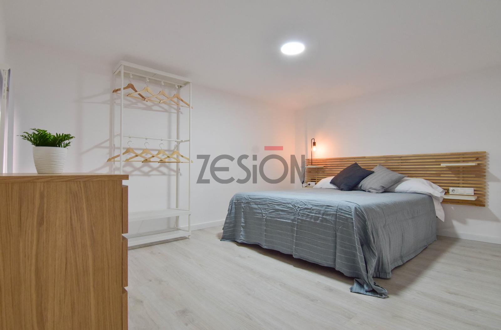 For share of apartment in Valencia