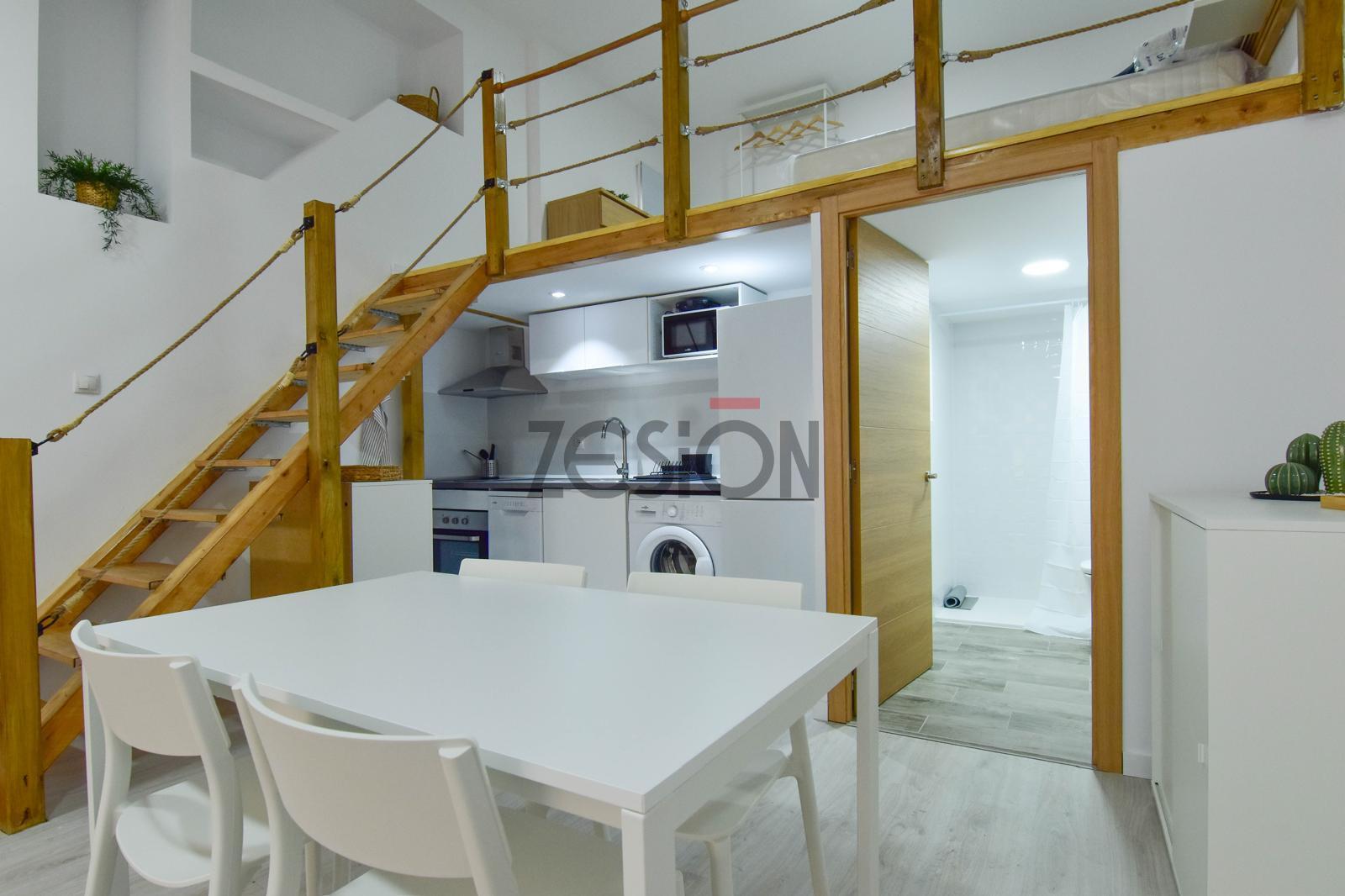 For share of apartment in Valencia