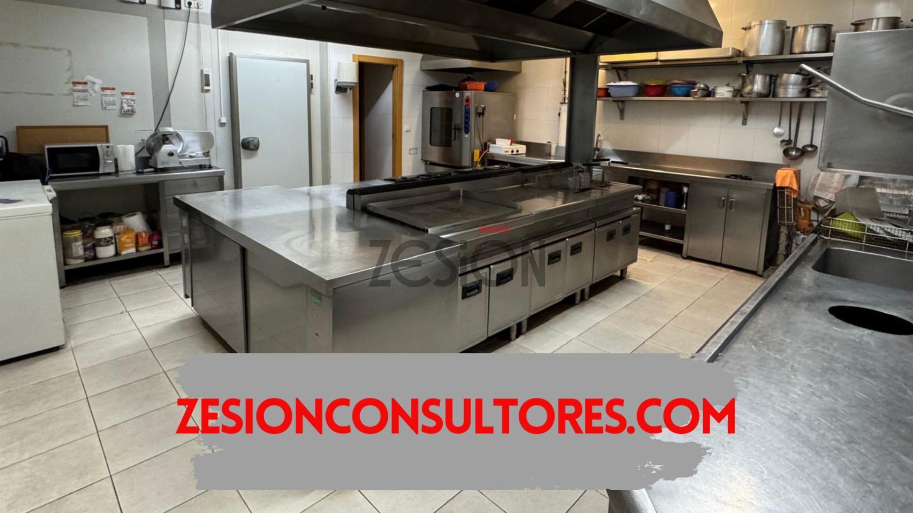 For share of commercial in Náquera