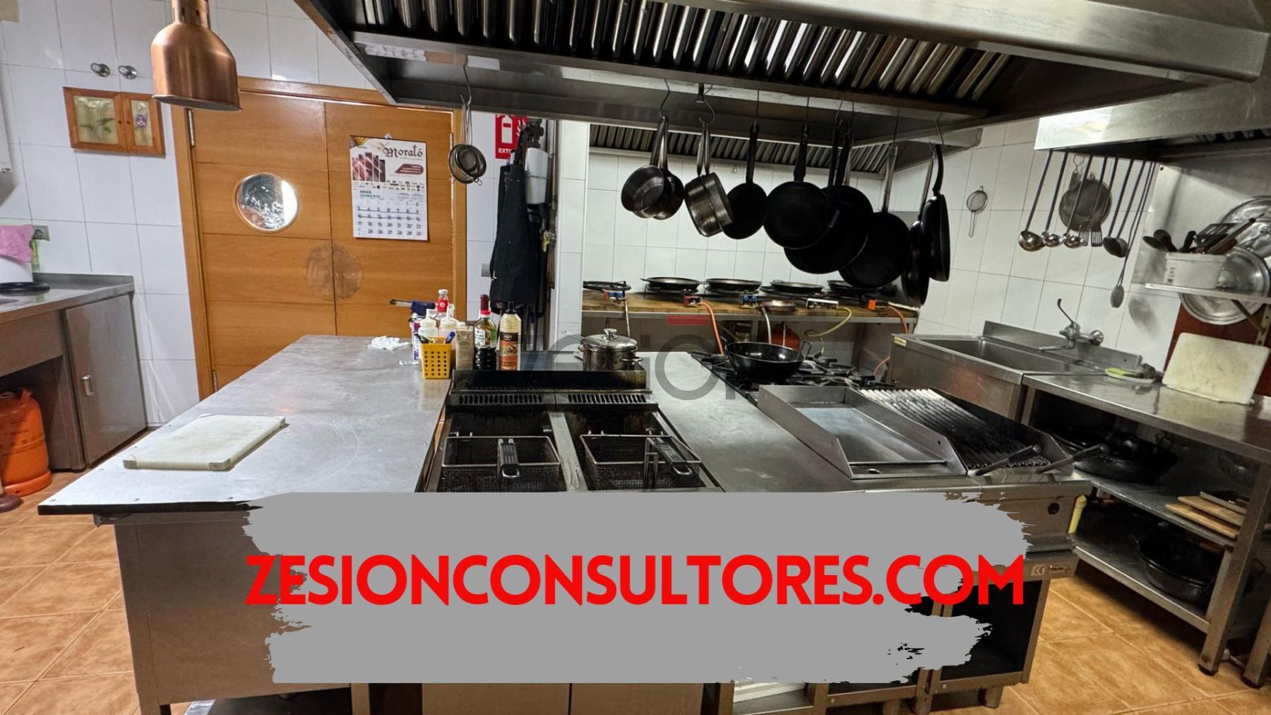 For share of commercial in Puerto de Sagunto
