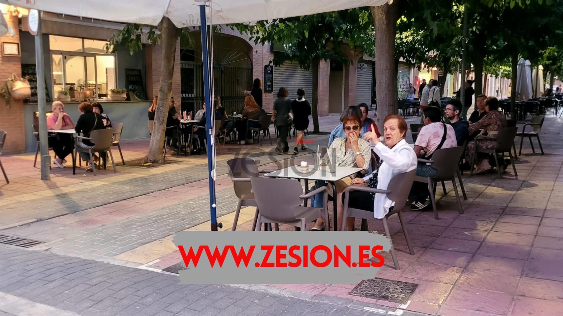 For share of commercial in Paterna