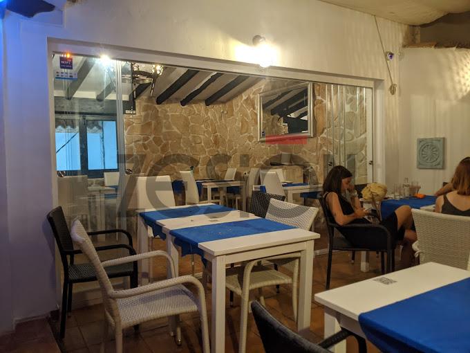 For share of commercial in Altea