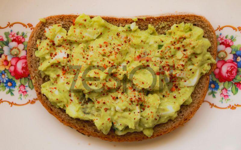 For share of premises in Valencia