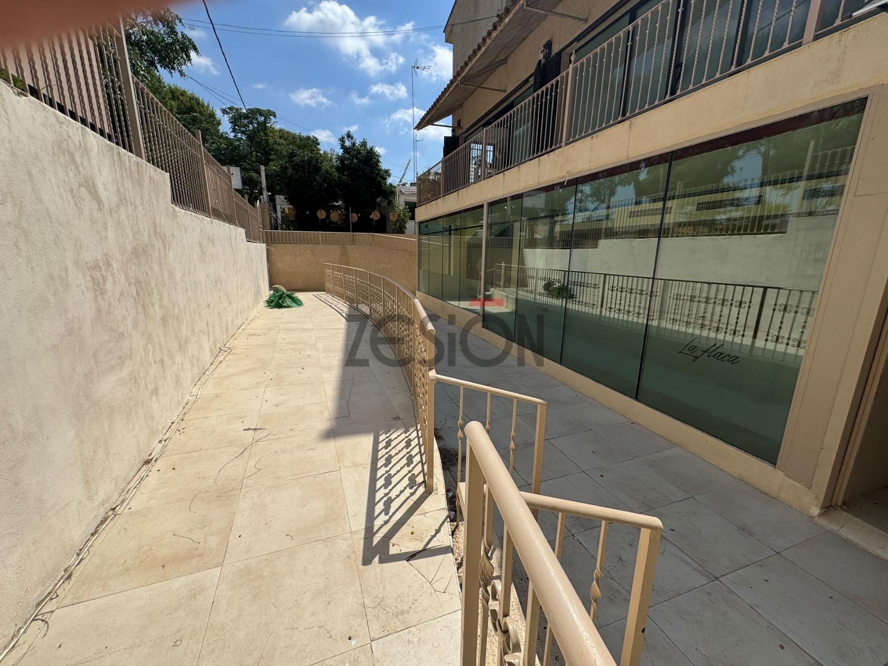 Alquiler de local en La Cañada