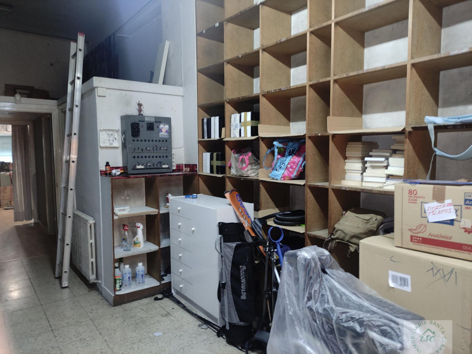 For rent of commercial in Portugalete
