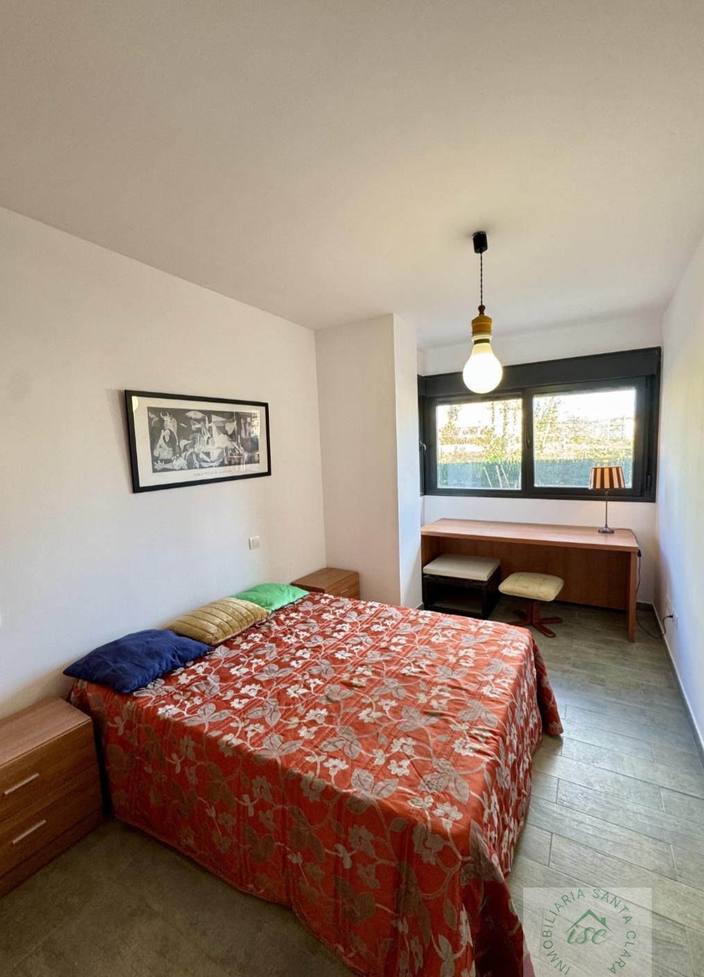 For sale of flat in Piélagos