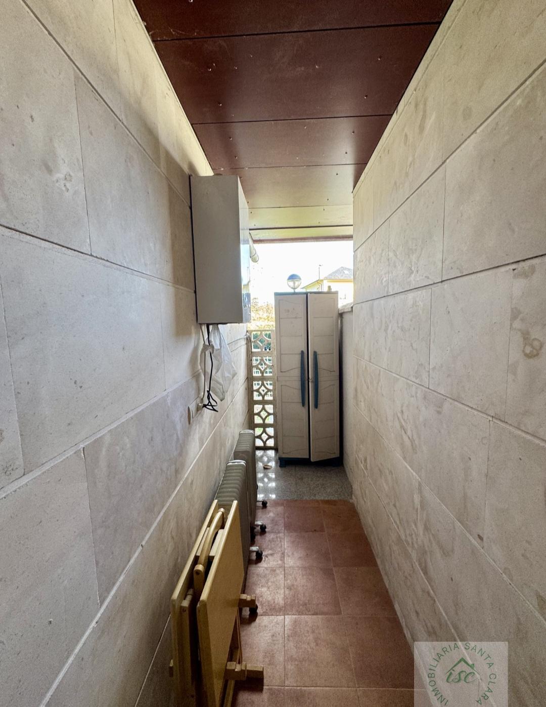 For sale of flat in Piélagos