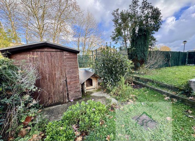 For sale of flat in Piélagos