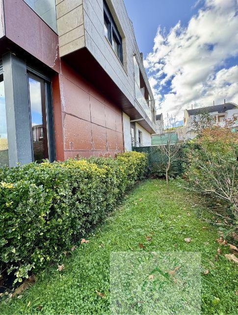 For sale of flat in Piélagos