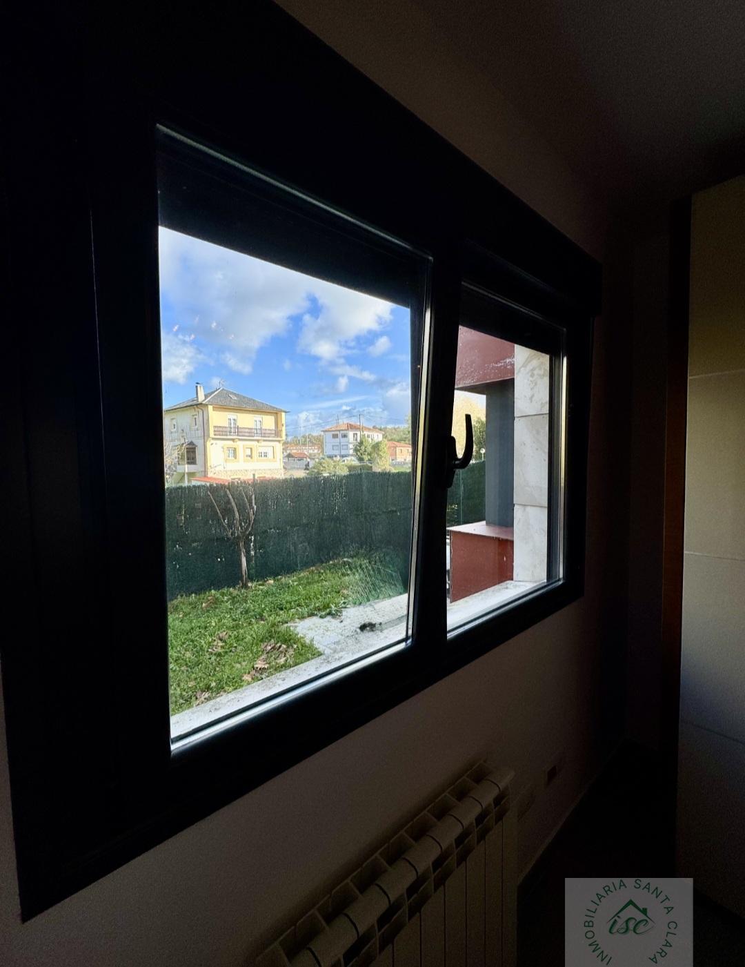 For sale of flat in Piélagos