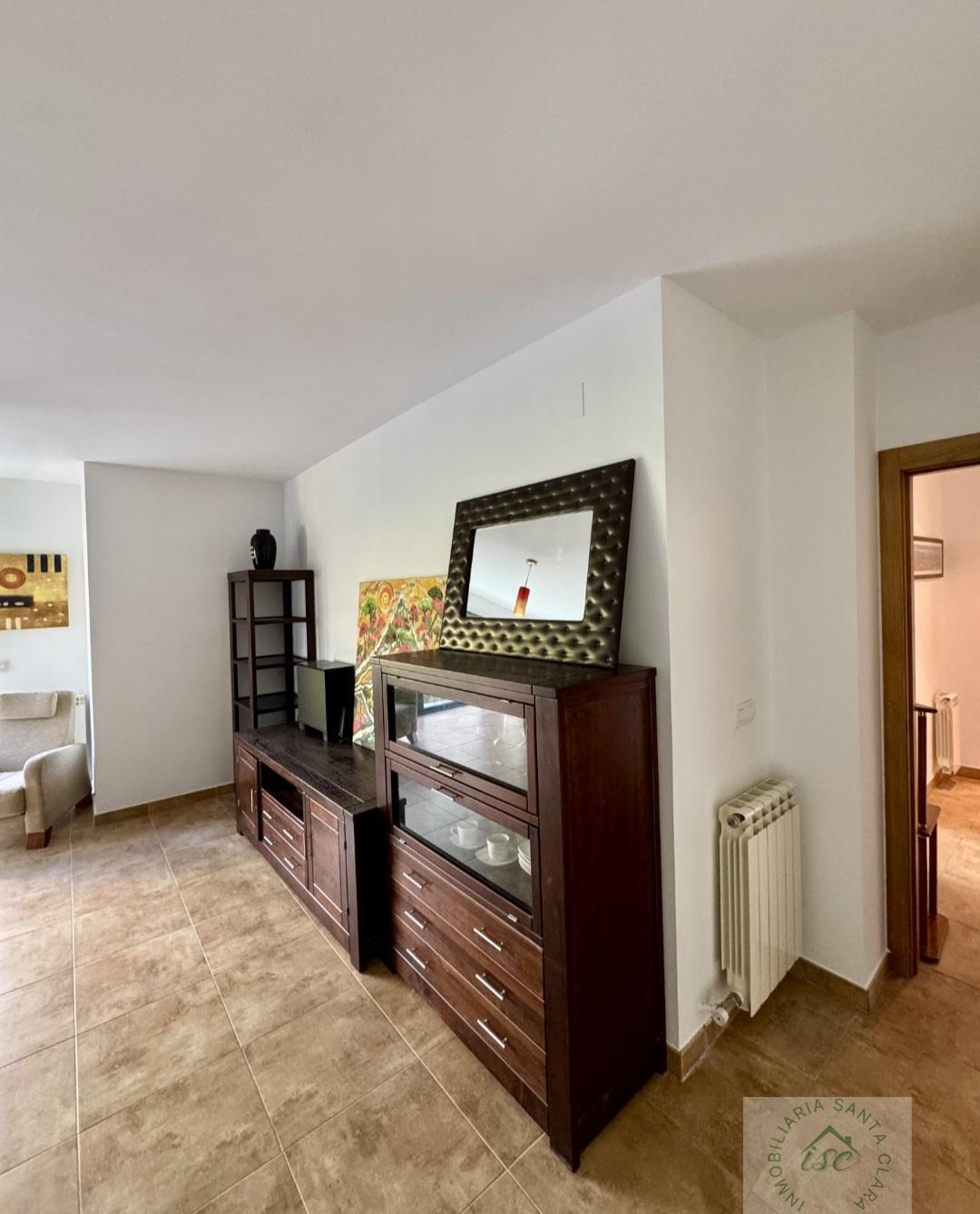 For sale of flat in Piélagos