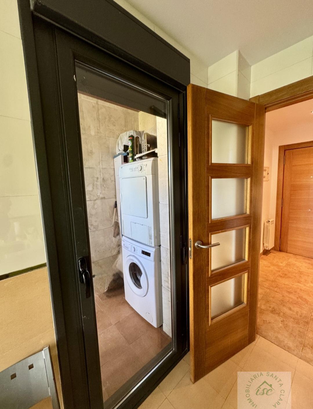 For sale of flat in Piélagos