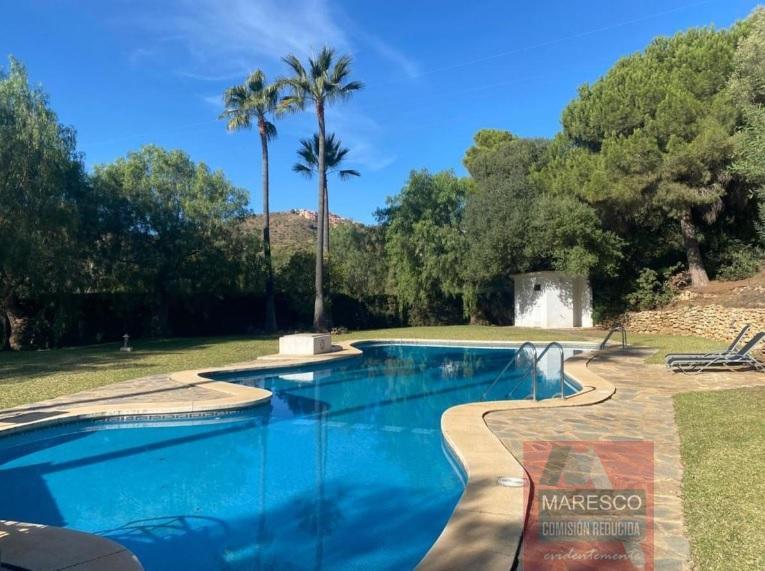 For sale of chalet in Mijas