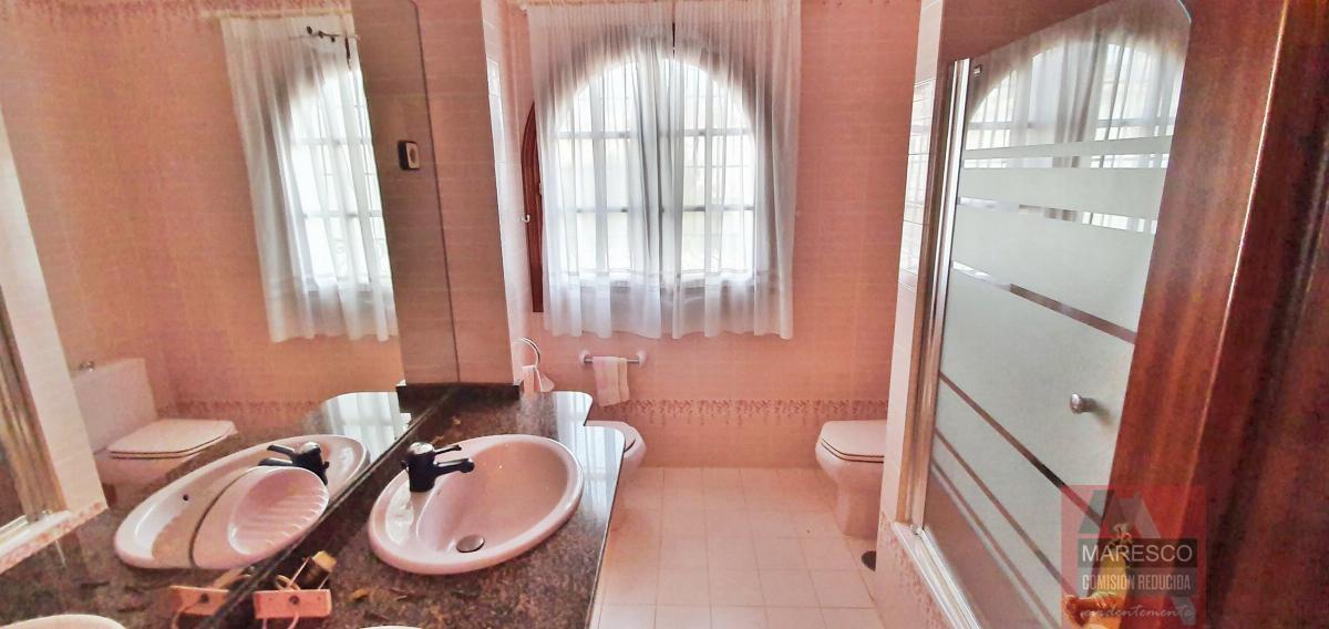 For sale of chalet in Mijas Costa