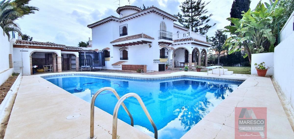 For sale of chalet in Mijas Costa