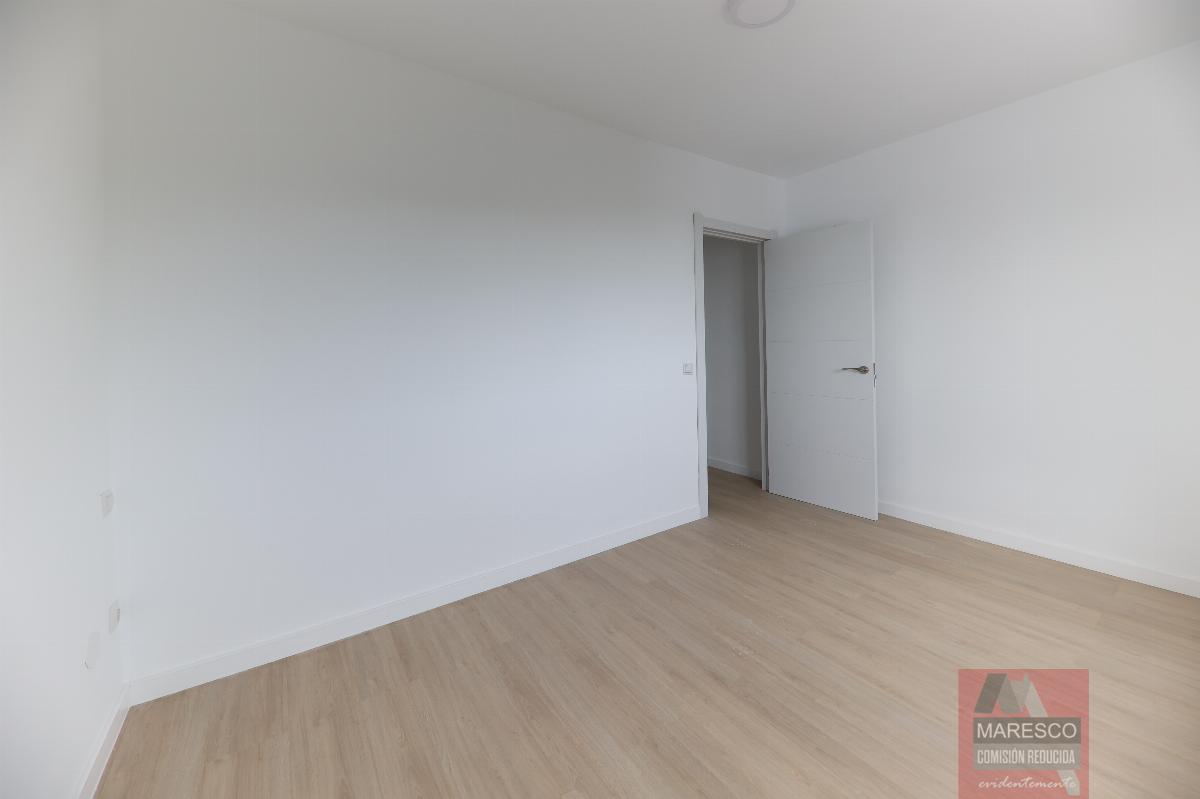 For sale of penthouse in Mijas
