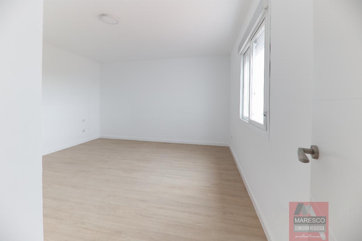 For sale of penthouse in Mijas