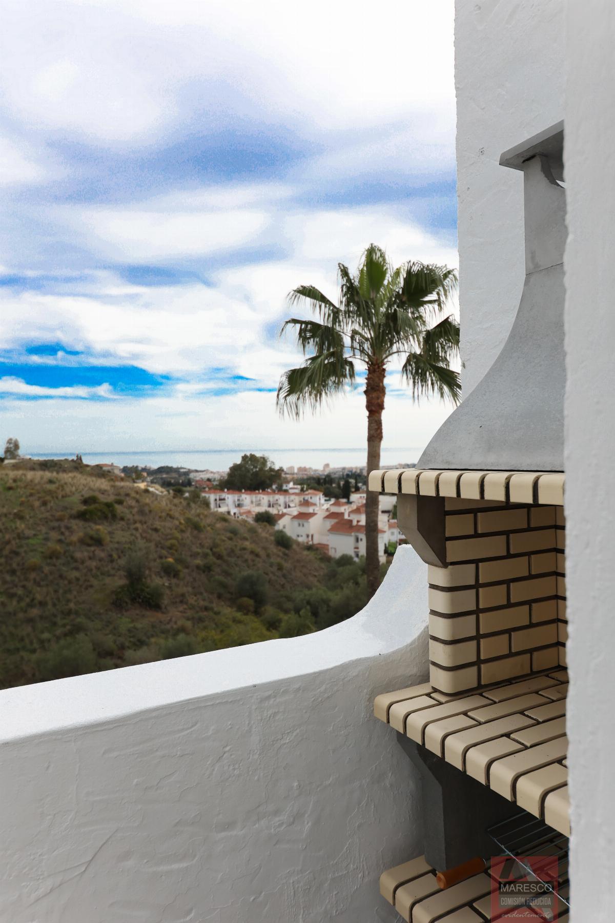 For sale of penthouse in Mijas