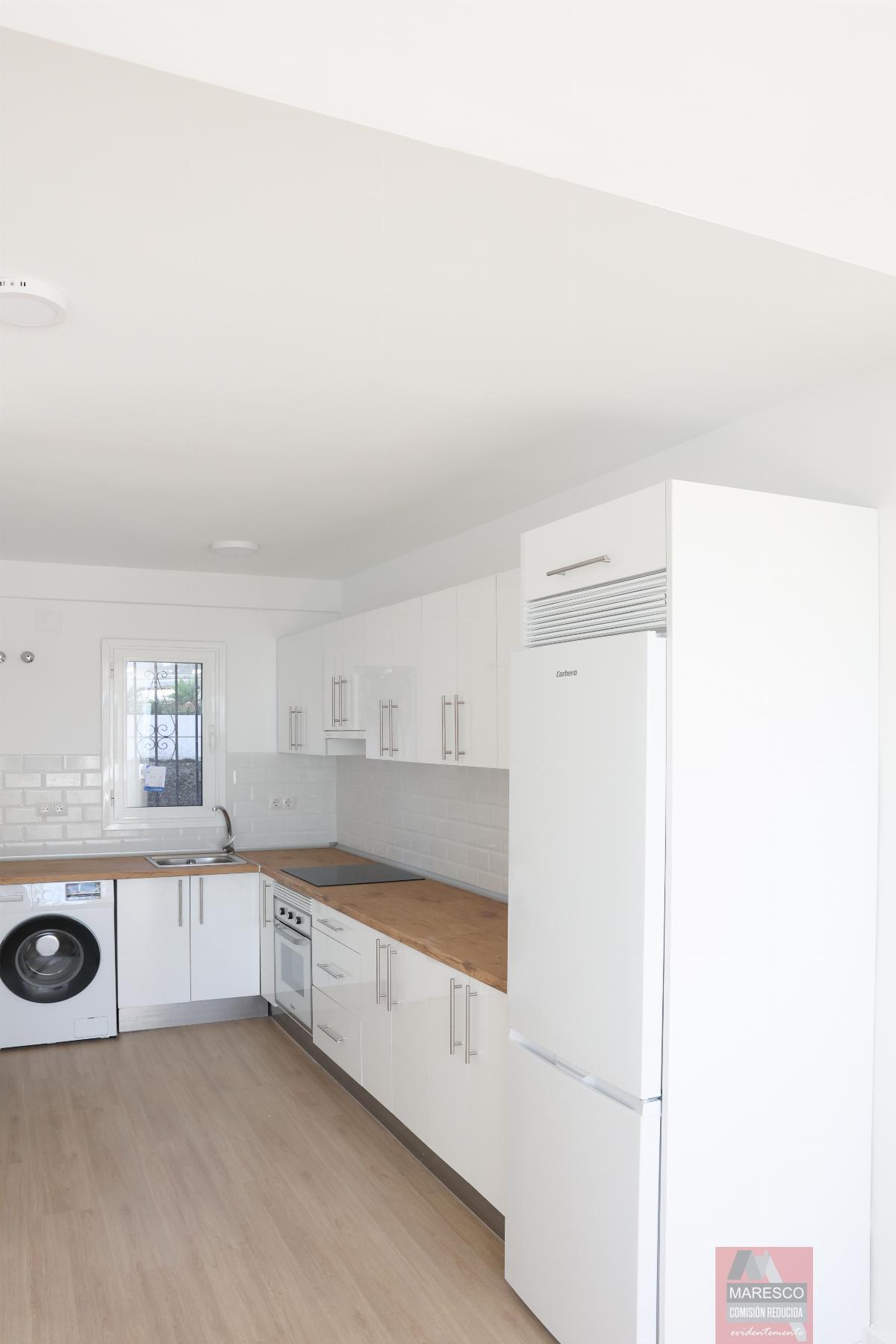 For sale of penthouse in Mijas