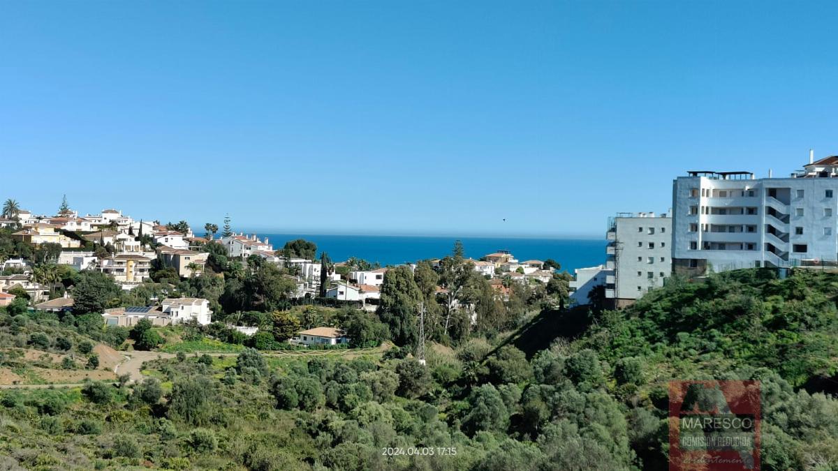 For sale of penthouse in Mijas Costa