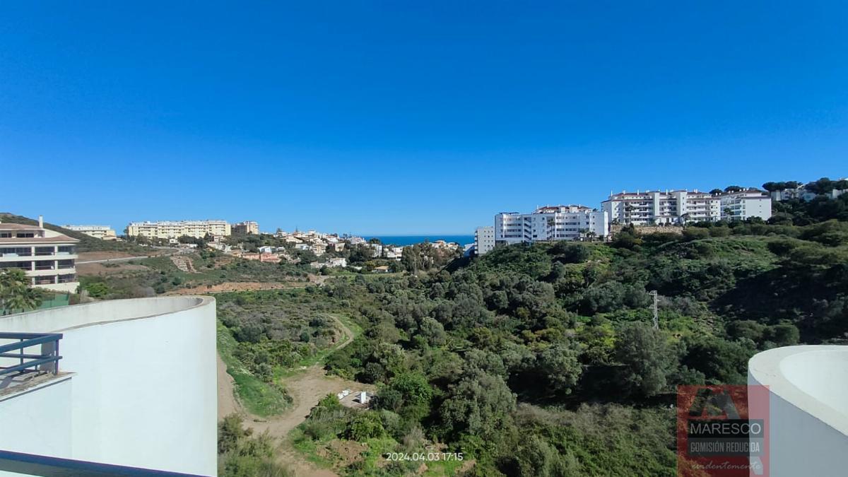 For sale of penthouse in Mijas Costa