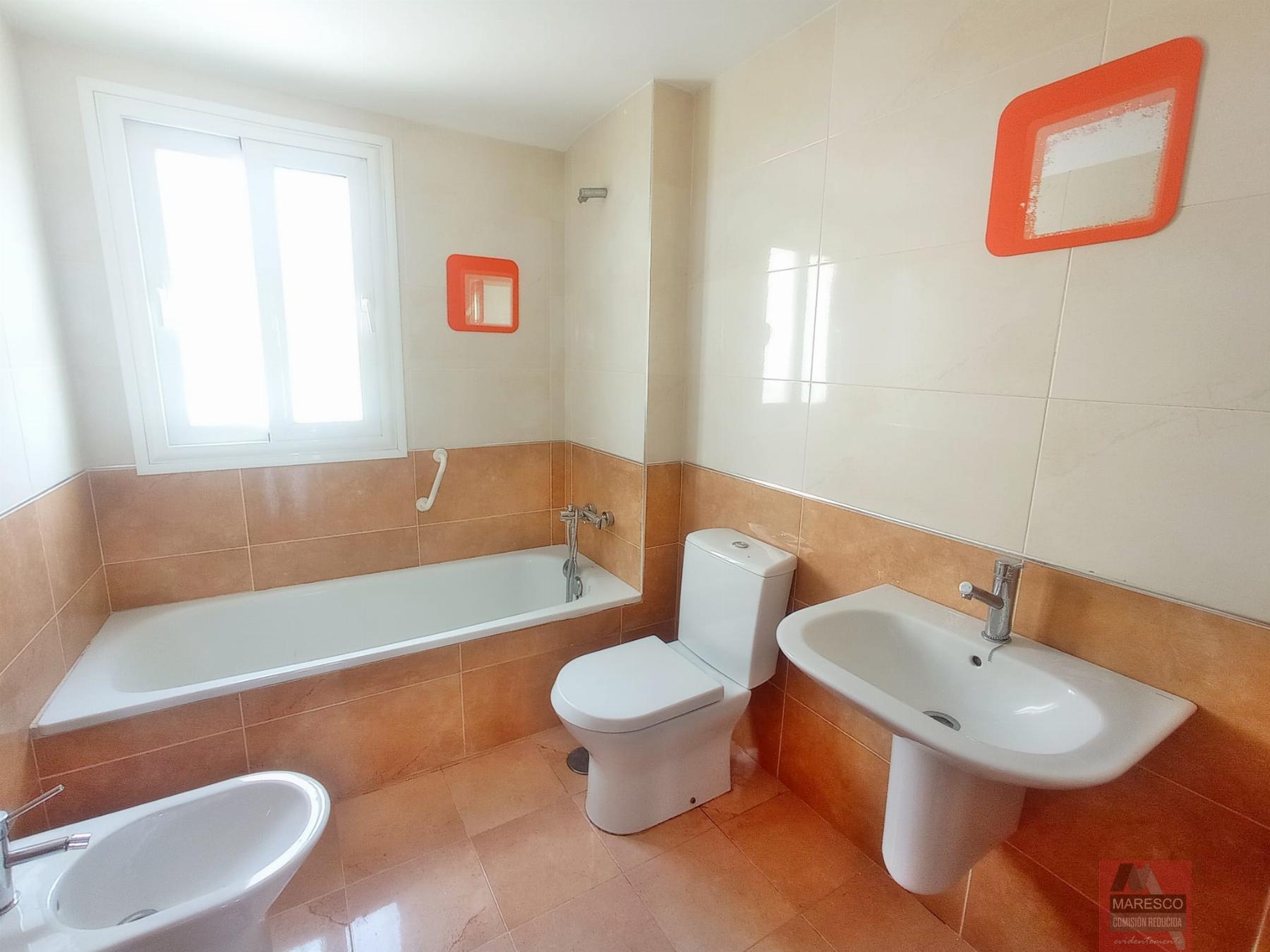 For sale of penthouse in Fuengirola