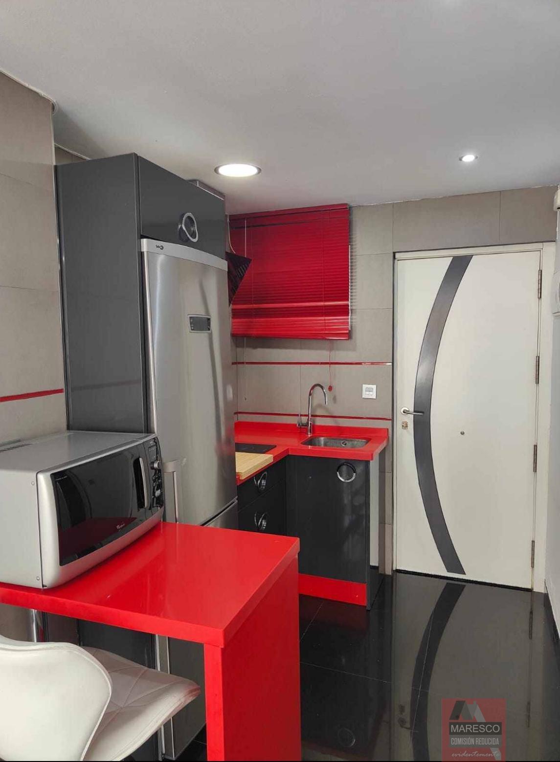 For sale of apartment in Benalmádena