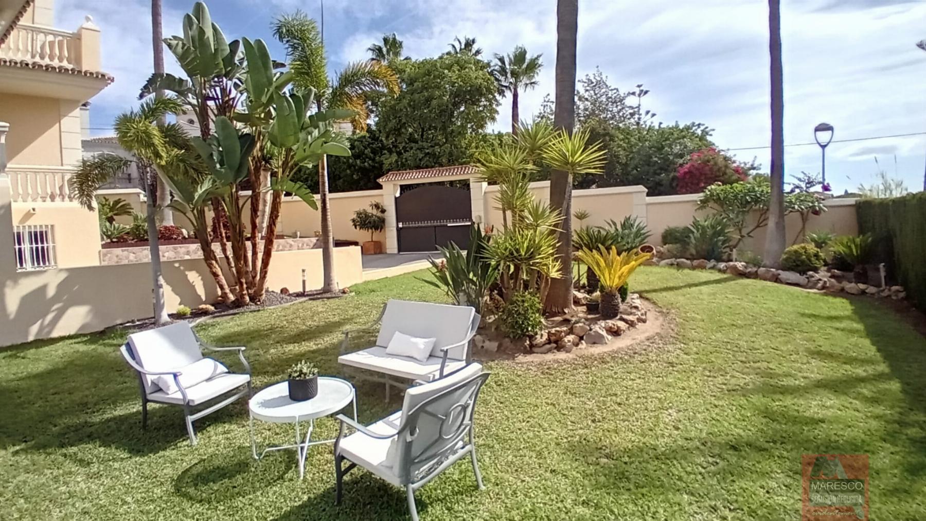 For sale of chalet in Mijas Costa