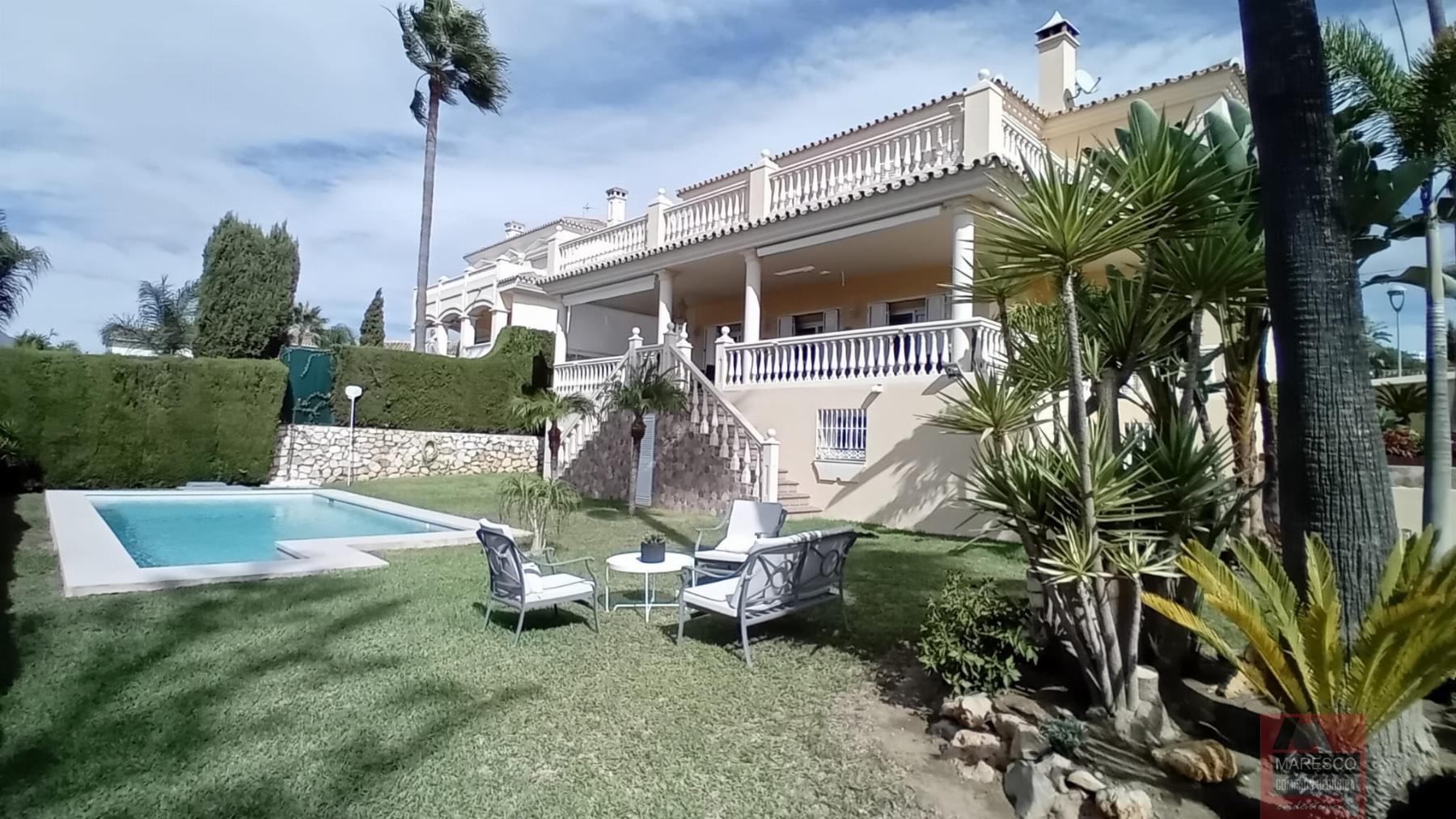 For sale of chalet in Mijas Costa