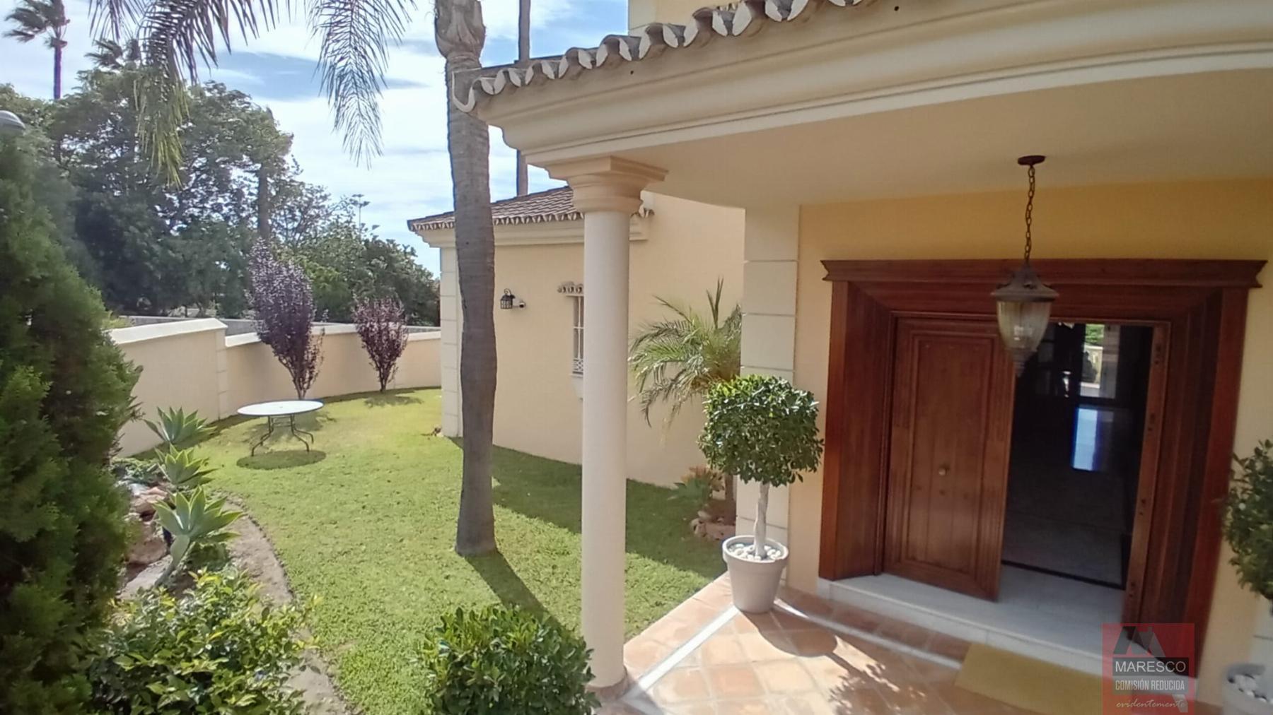 For sale of chalet in Mijas Costa