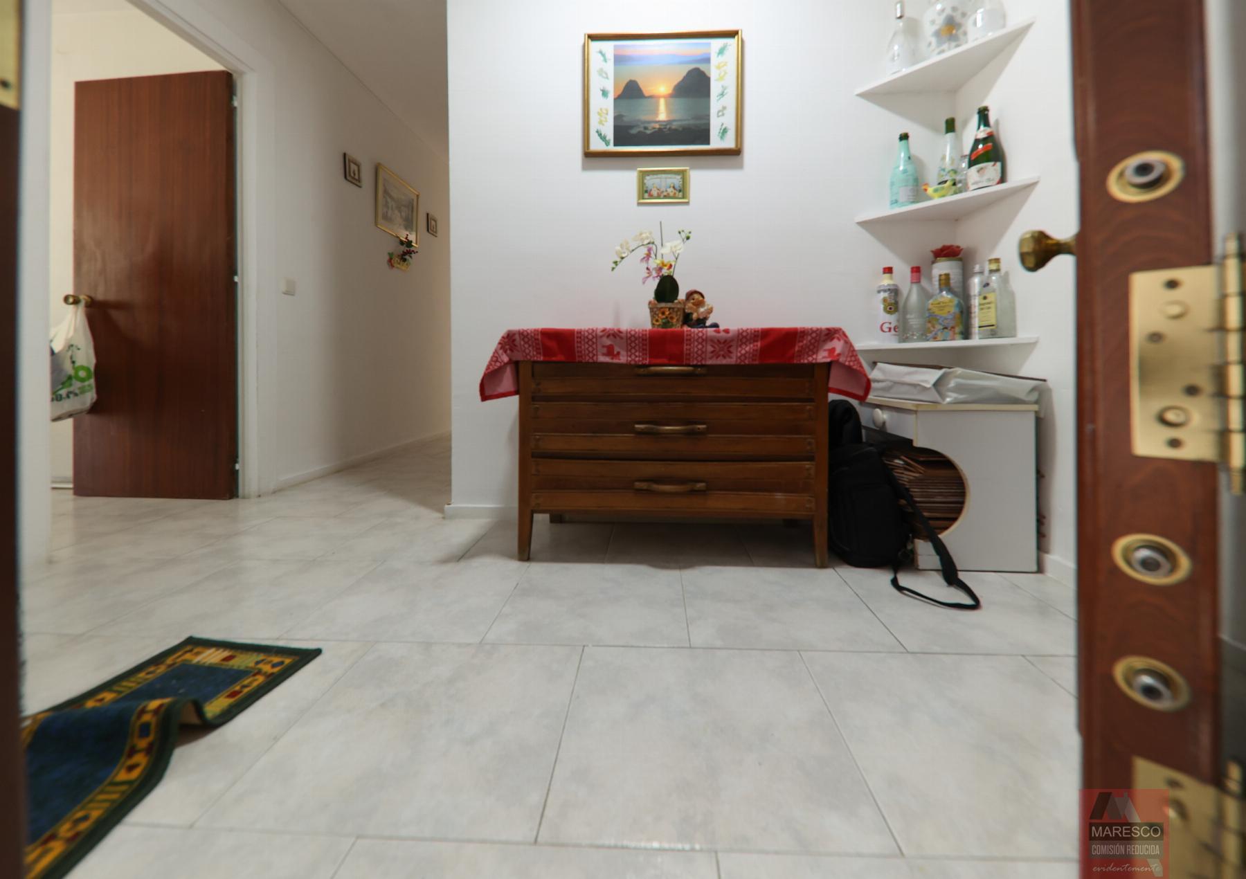 For sale of apartment in Torremolinos