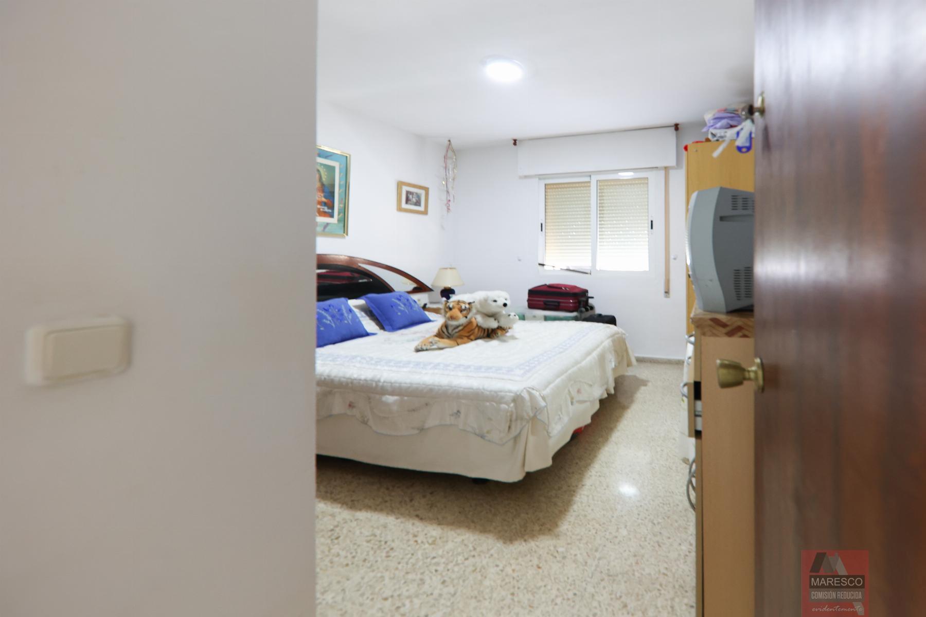 For sale of apartment in Torremolinos