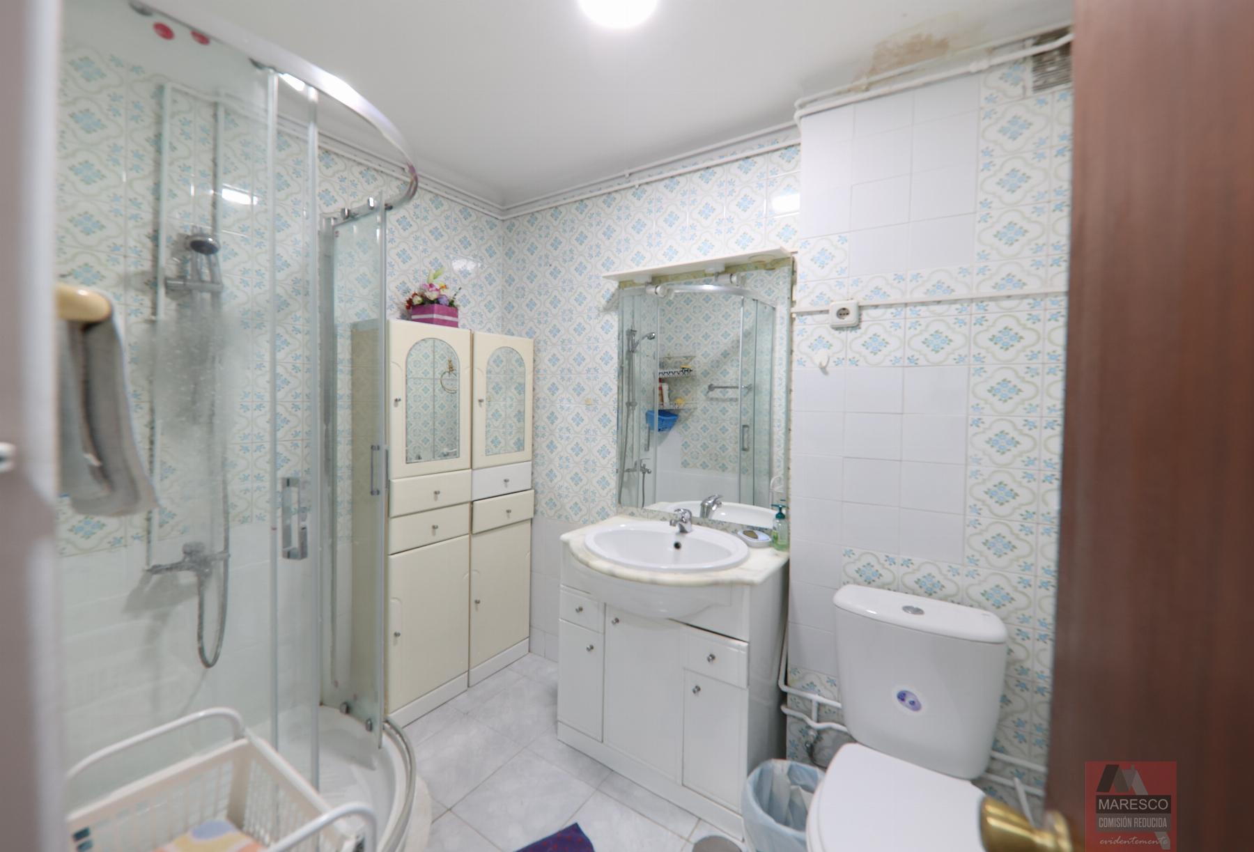 For sale of apartment in Torremolinos