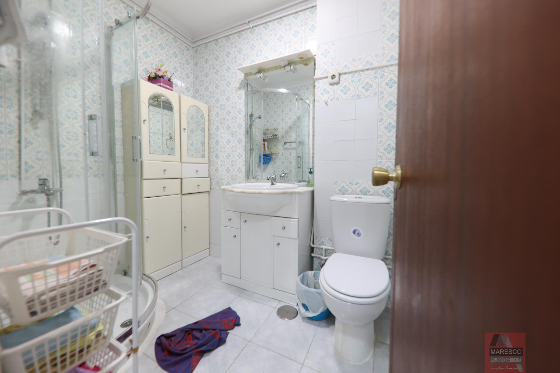 For sale of apartment in Torremolinos