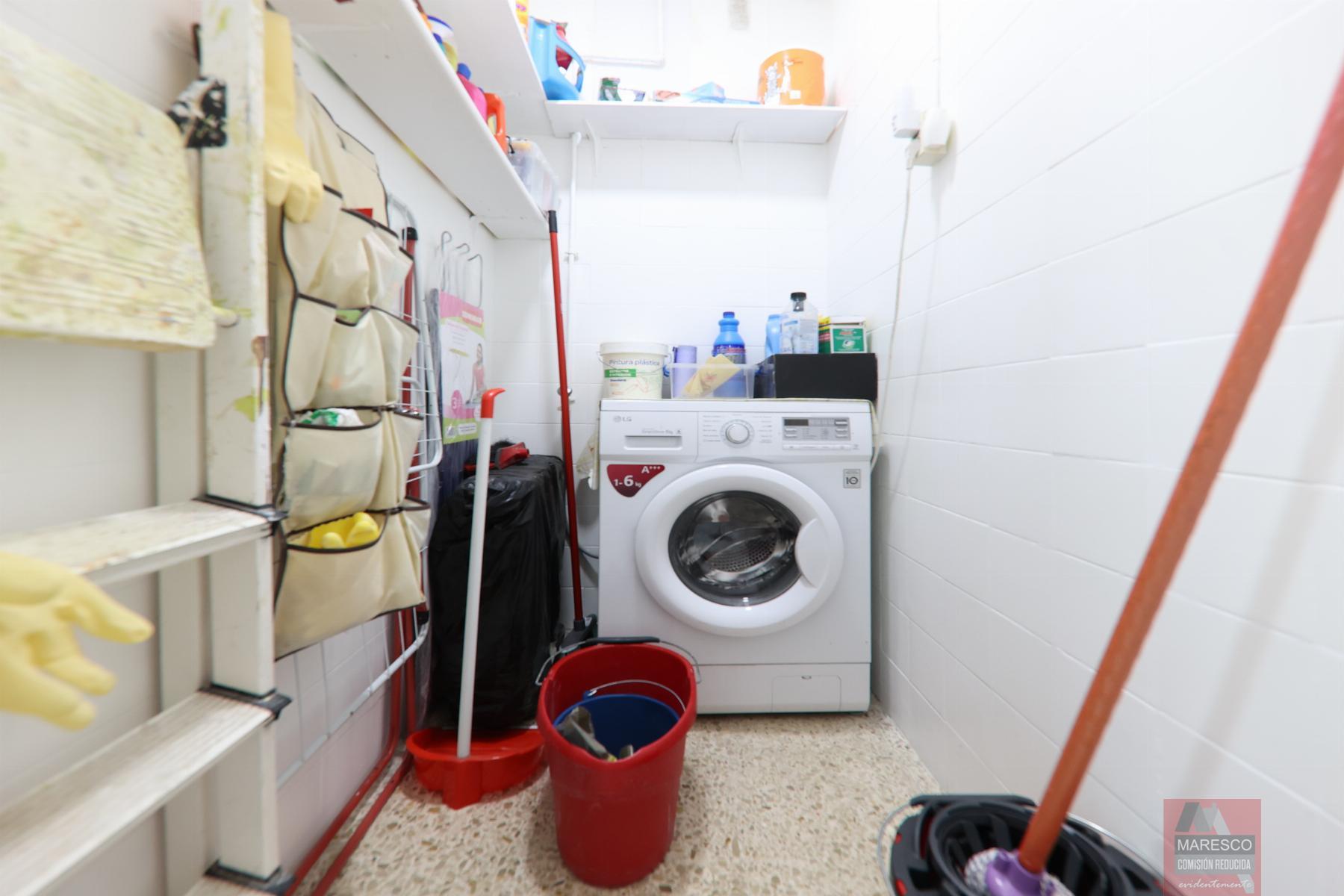 For sale of apartment in Torremolinos